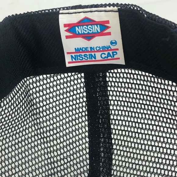 Vans Off The Wall Black & White Trucker Style Snap Back Baseball Cap - Picture 15 of 16